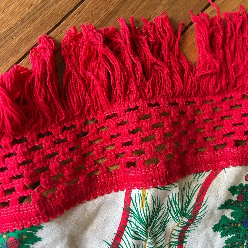 Red Fringe Holiday Table cloth round vintage 56 inches diameter Christmas tree